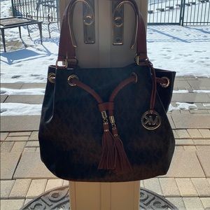 Michael Khors handbag